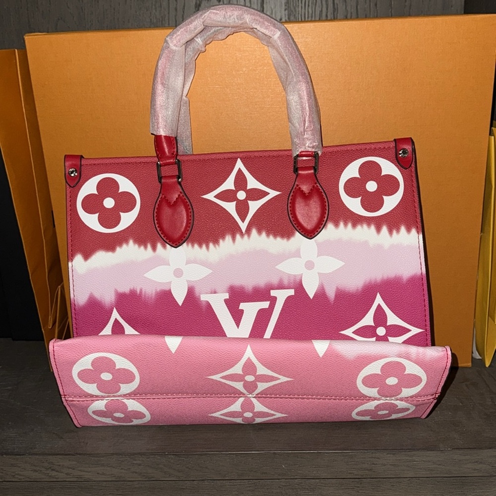 Purse - Picture 3 of 8